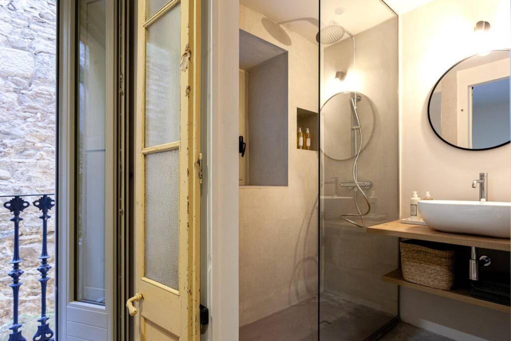 Velo Vern 1 Beautiful New Apartment 2 Bed Ensuite Жирона Экстерьер фото