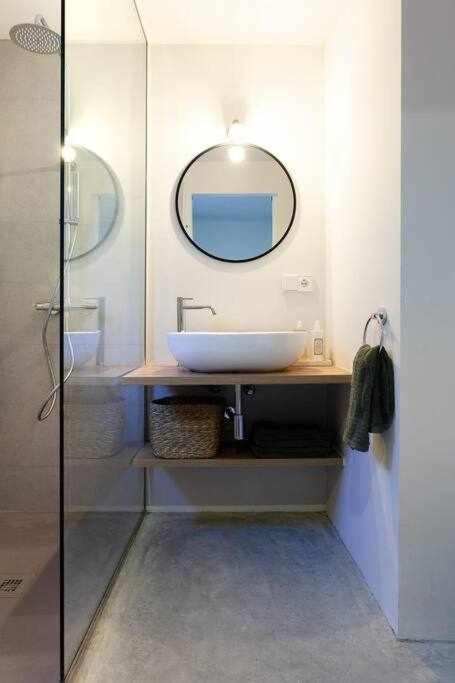 Velo Vern 1 Beautiful New Apartment 2 Bed Ensuite Жирона Экстерьер фото